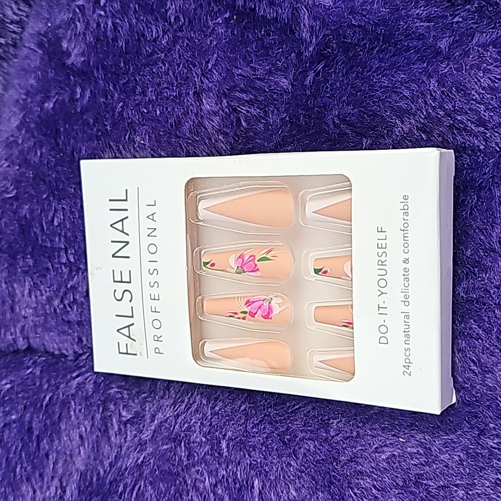 Press On Nails French Tip With Pink Flowers With Glue - Picture 2 of 3